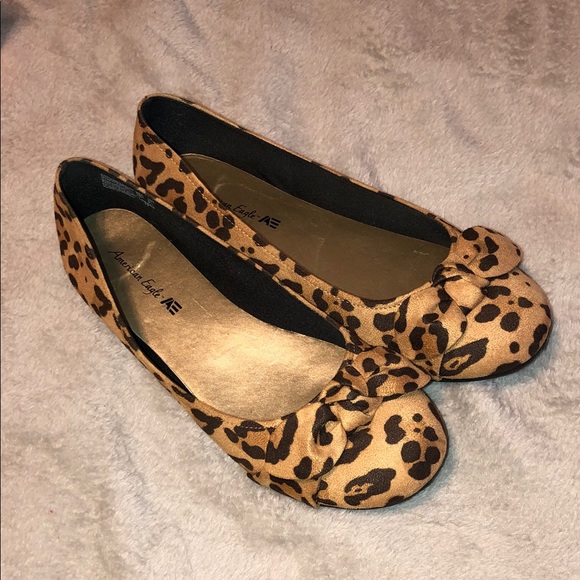 payless wide width shoes